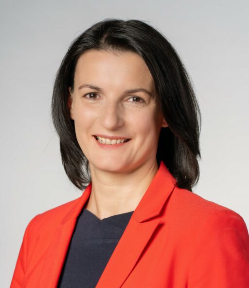 Dr. Irene Mihalic
